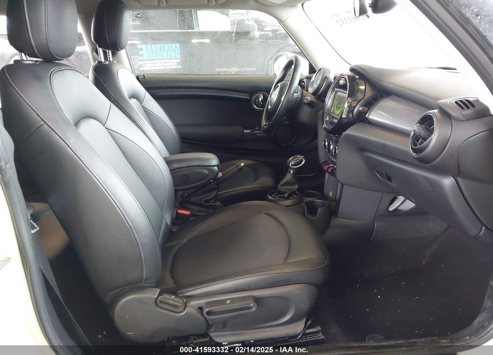 2018 MINI HARDTOP VIN: WMWXP5C54J2G63494