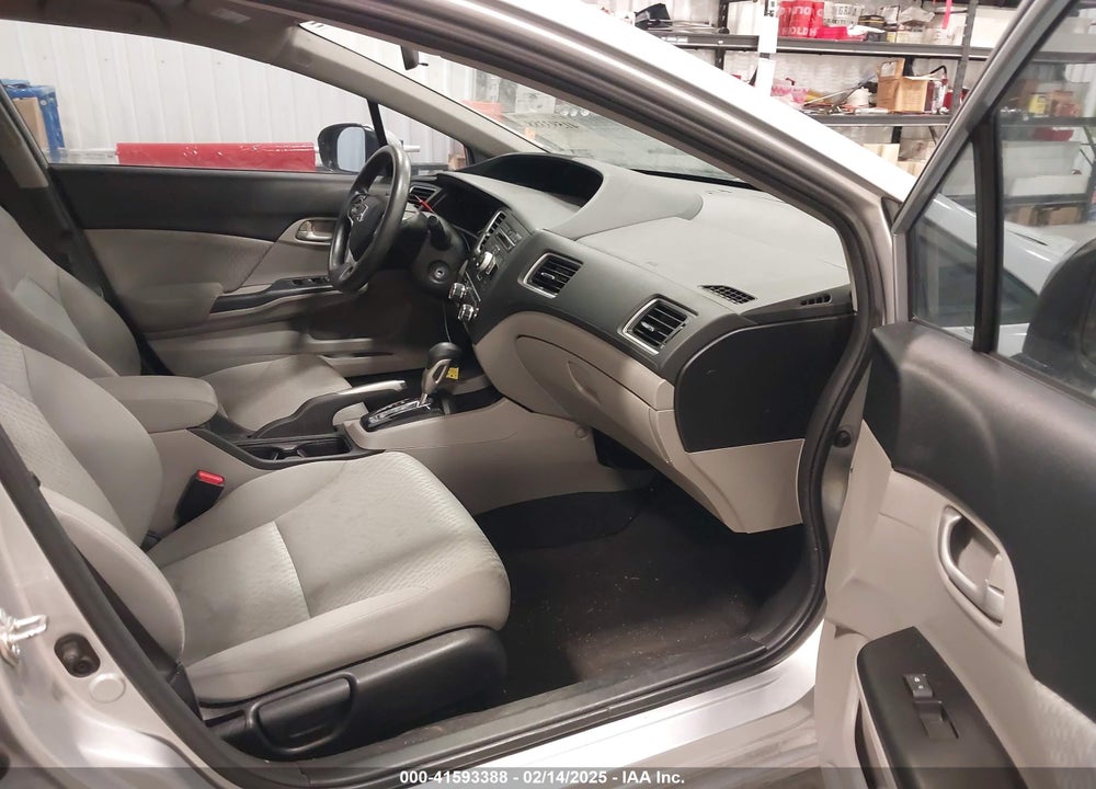 2015 HONDA CIVIC VIN: 19XFB2F52FE238323