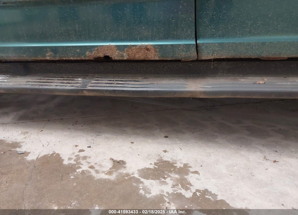 1997 FORD EXPEDITION EDDIE BAUER/XLT VIN: 1FMFU18L9VLB67896