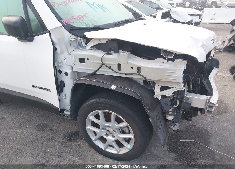2022 JEEP RENEGADE LATITUDE 4X4 VIN: ZACNJDB1XNPN83885