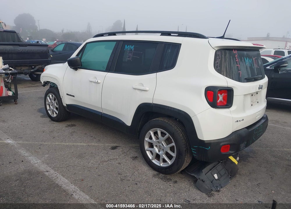 2022 JEEP RENEGADE LATITUDE 4X4 VIN: ZACNJDB1XNPN83885