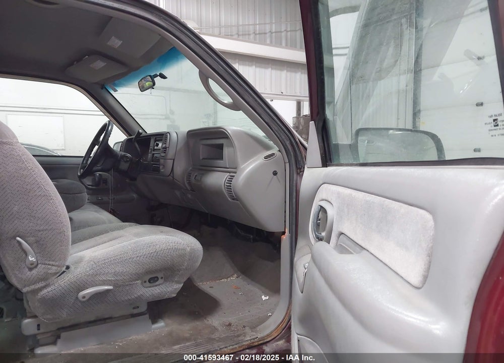 1998 GMC SIERRA 1500 SL WIDESIDE VIN: 2GTEK19MXW1511093