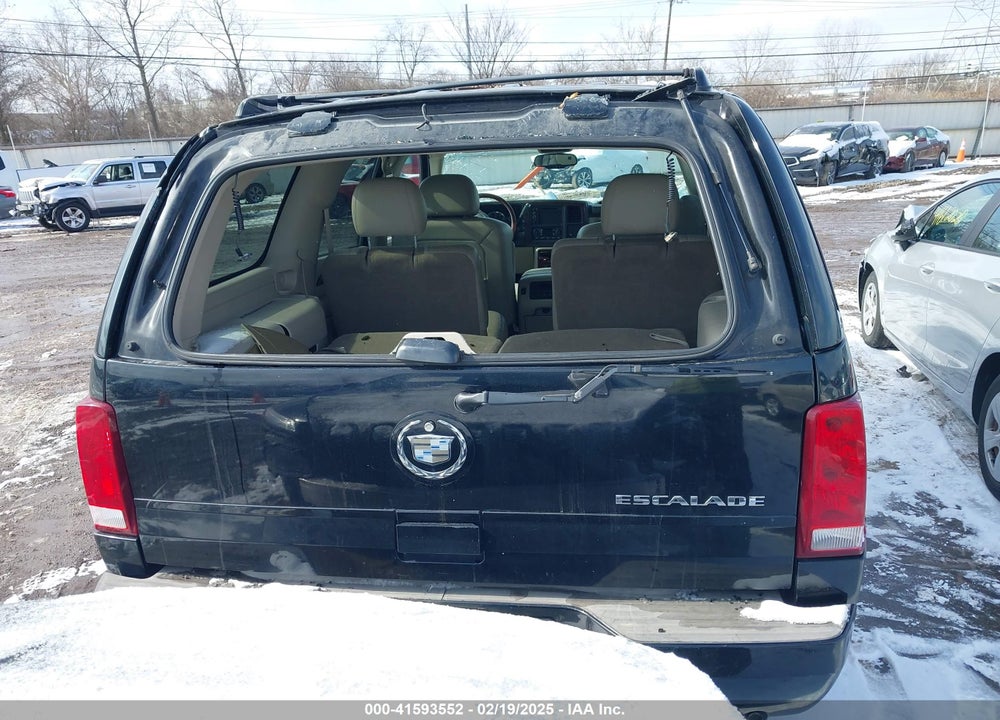 2005 CADILLAC ESCALADE STANDARD VIN: 1GYEK63N15R138282