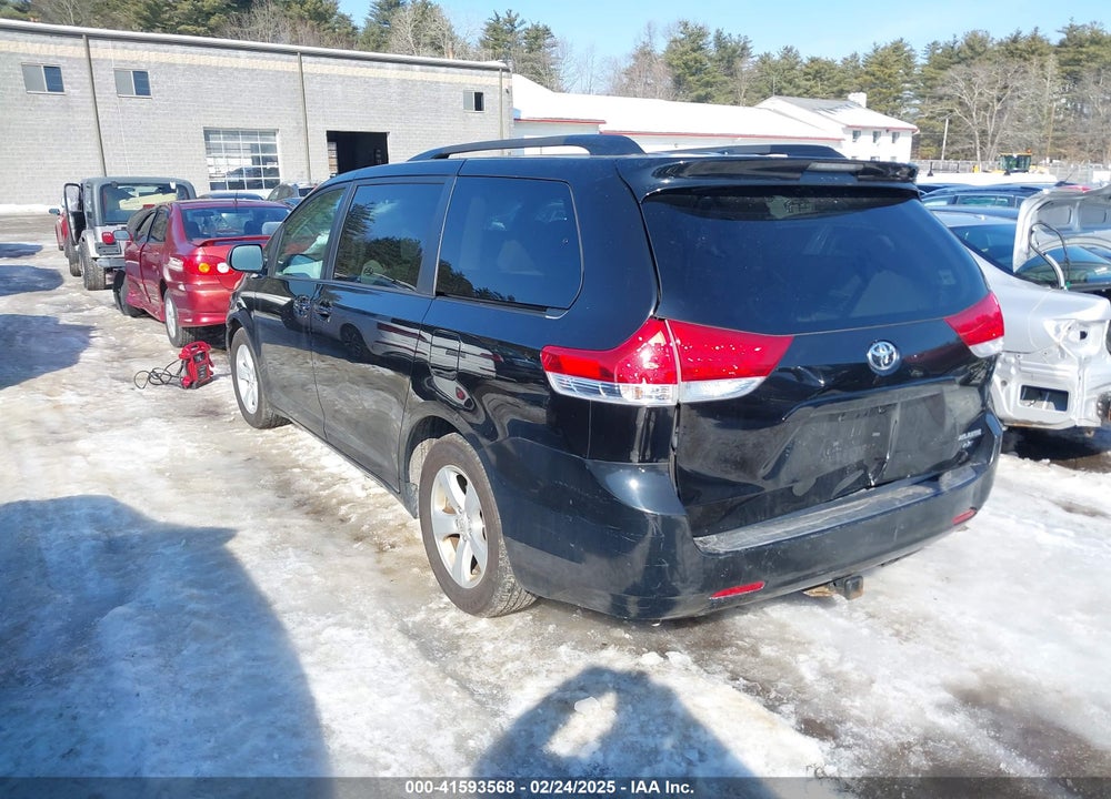 2011 TOYOTA SIENNA VIN: 5TDKK3DCXBS166180
