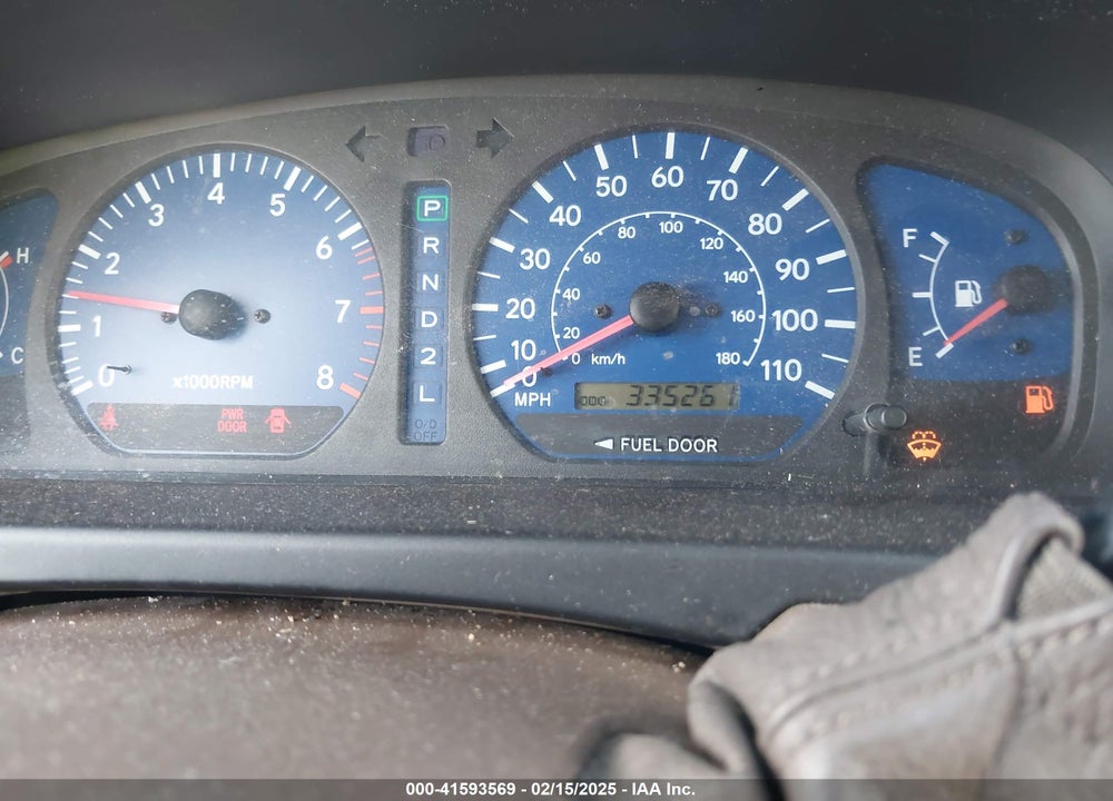 2001 TOYOTA SIENNA XLE VIN: 4T3ZF13C61U340106