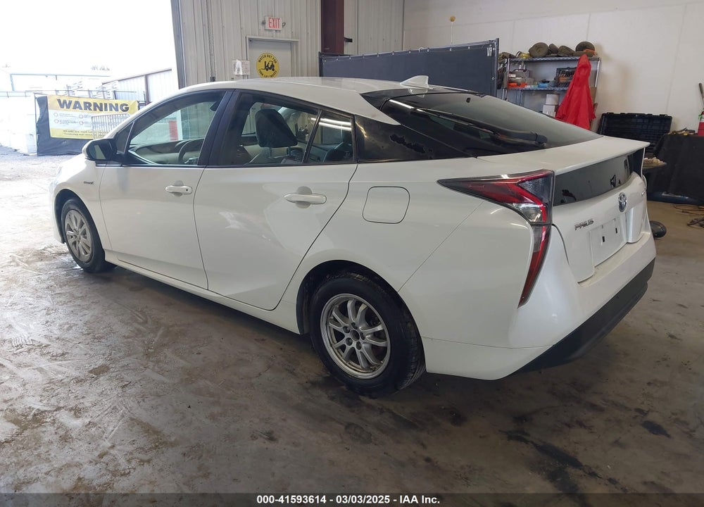 2017 TOYOTA PRIUS VIN: JTDKBRFU0H3033334