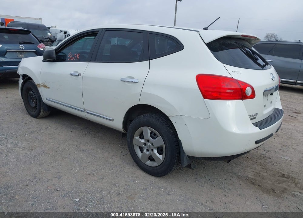 2014 NISSAN ROGUE SELECT S VIN: JN8AS5MV0EW700465