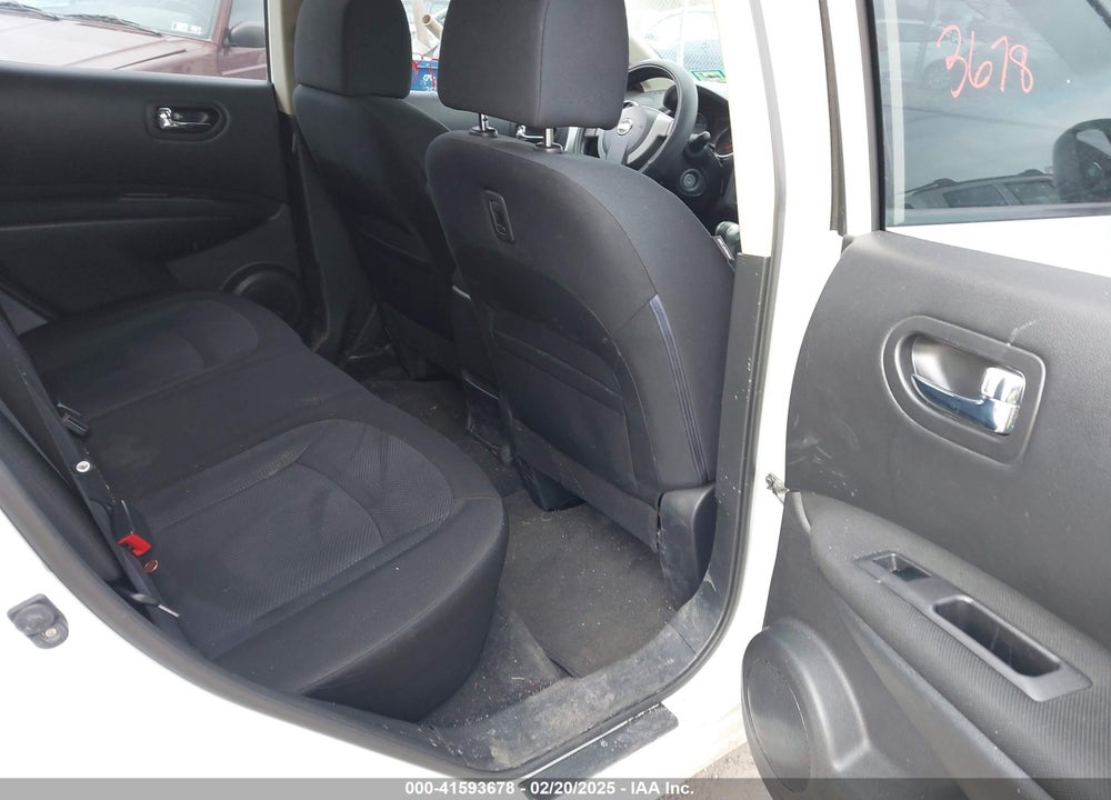 2014 NISSAN ROGUE SELECT S VIN: JN8AS5MV0EW700465