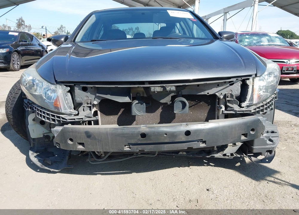 2011 HONDA ACCORD VIN: 1HGCP2F68BA112639