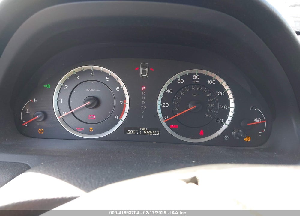 2011 HONDA ACCORD VIN: 1HGCP2F68BA112639