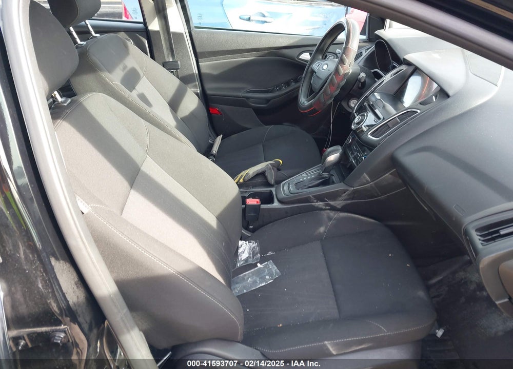 2018 FORD FOCUS VIN: 1FADP3H24JL255213