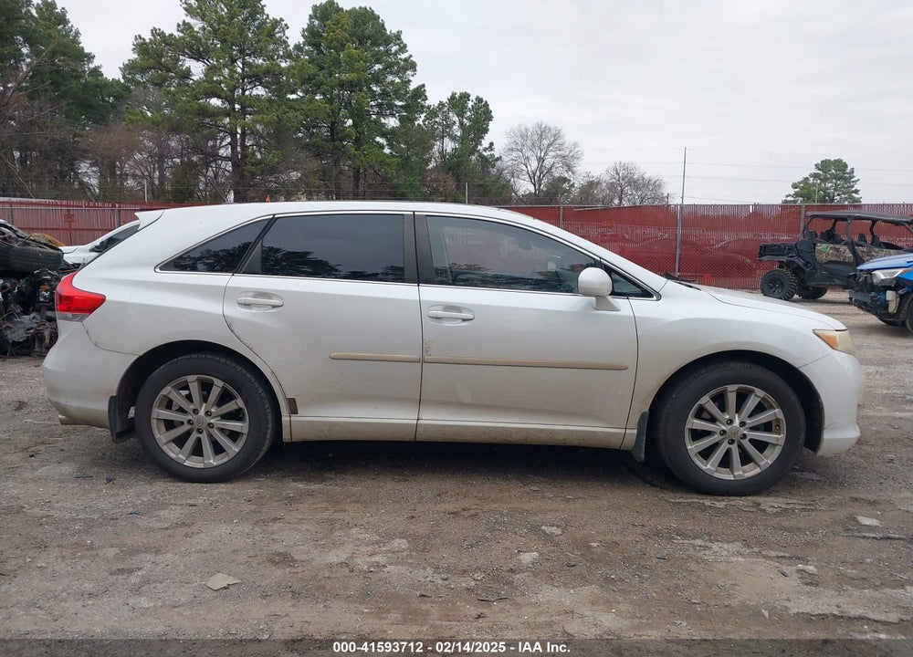 2010 TOYOTA VENZA VIN: 4T3ZA3BB9AU030289