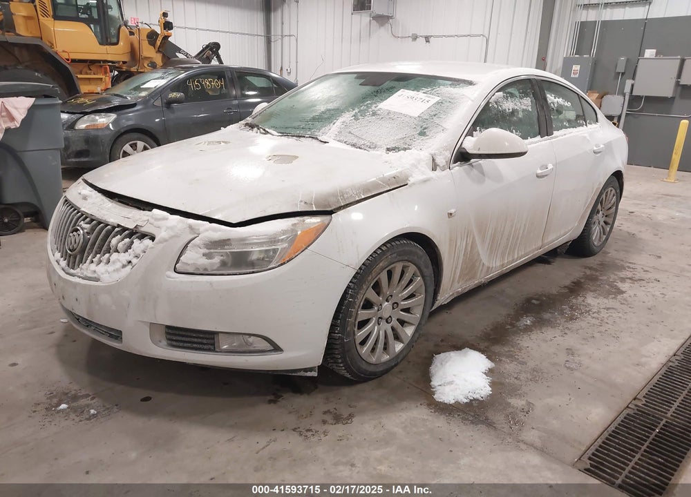 2011 BUICK REGAL VIN: 2G4GR5EC0B9182579