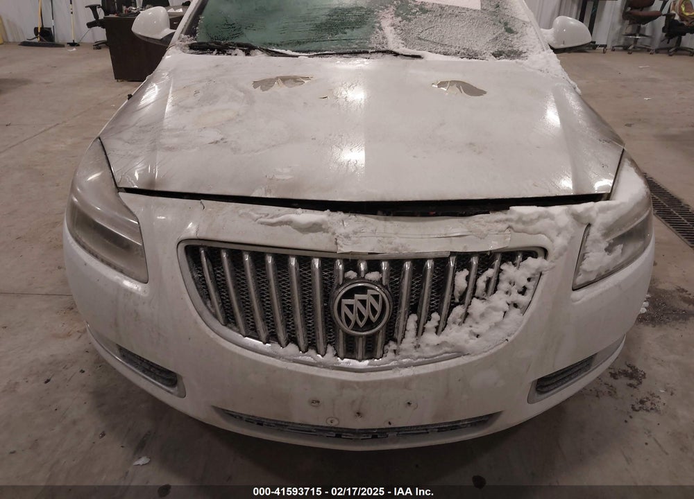2011 BUICK REGAL VIN: 2G4GR5EC0B9182579