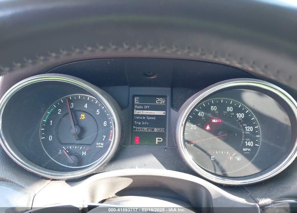 2011 JEEP GRAND CHEROKEE VIN: 1J4RR4GG1BC510280