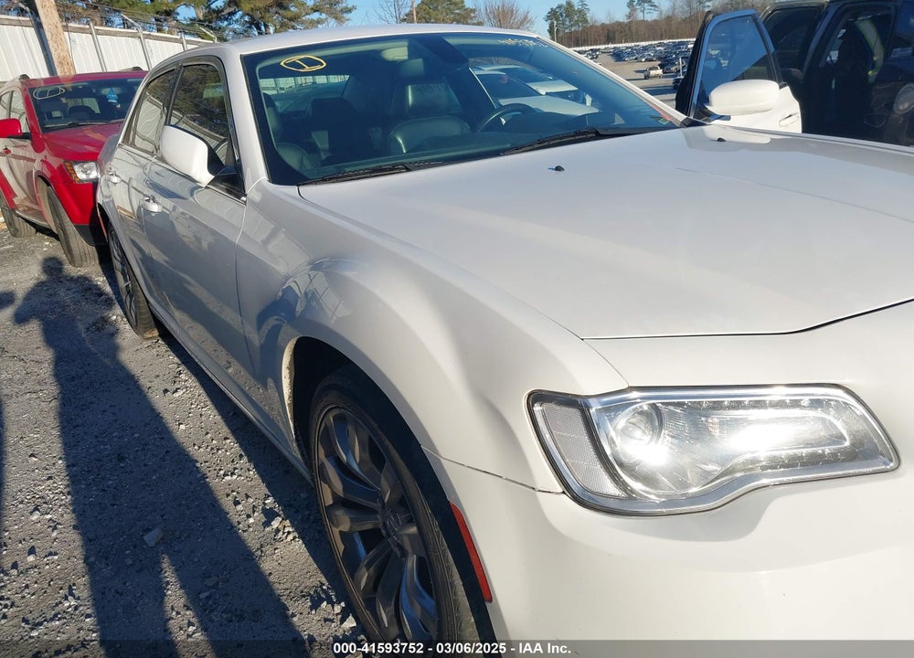 2016 CHRYSLER 300 VIN: 2C3CCAAG6GH343881