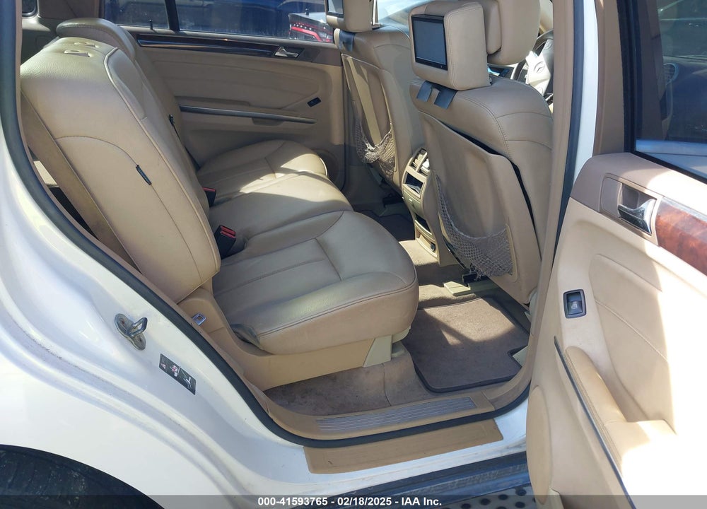 2011 MERCEDES-BENZ GL 450 4MATIC VIN: 4JGBF7BE0BA645569
