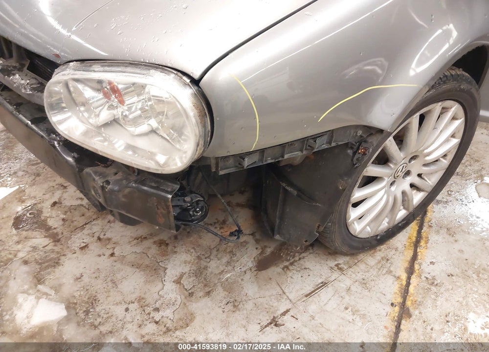 2004 VOLKSWAGEN GTI 1.8T VIN: 9BWDE61J244003791