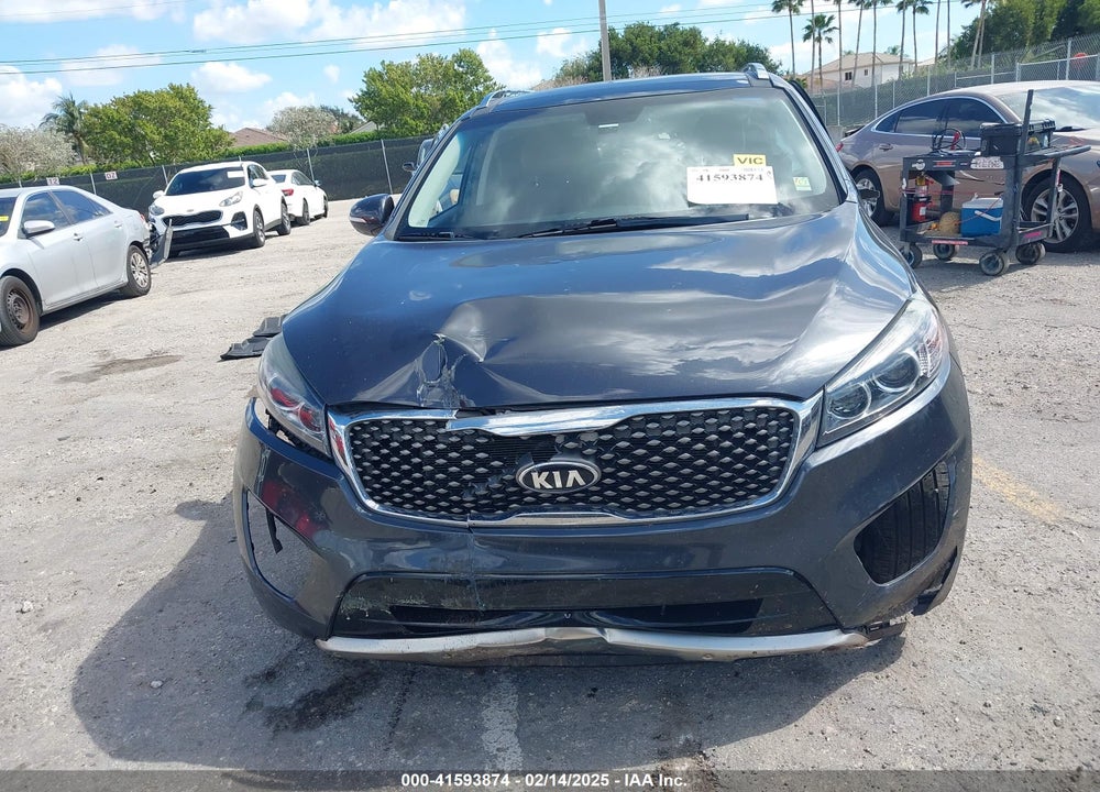 2018 KIA SORENTO 3.3L SX VIN: 5XYPK4A53JG396897