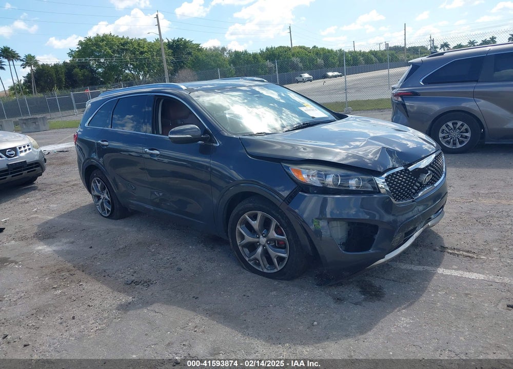2018 KIA SORENTO 3.3L SX VIN: 5XYPK4A53JG396897