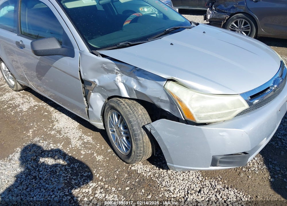 2008 FORD FOCUS VIN: 1FAHP33N08W198049