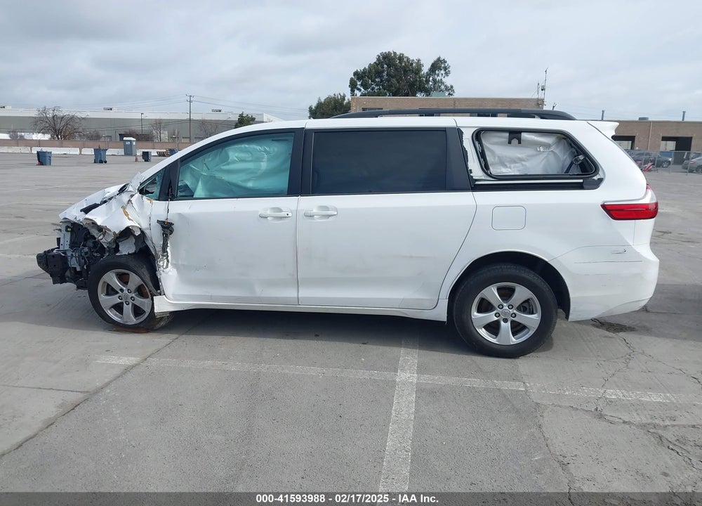 2016 TOYOTA SIENNA VIN: 5TDKK3DC5GS755130