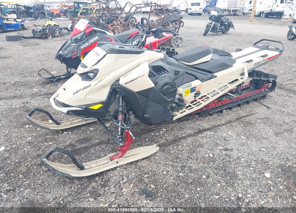 2024 SKI DOO SUMMIT X 850 VIN: 2BPSTARB9RV000065