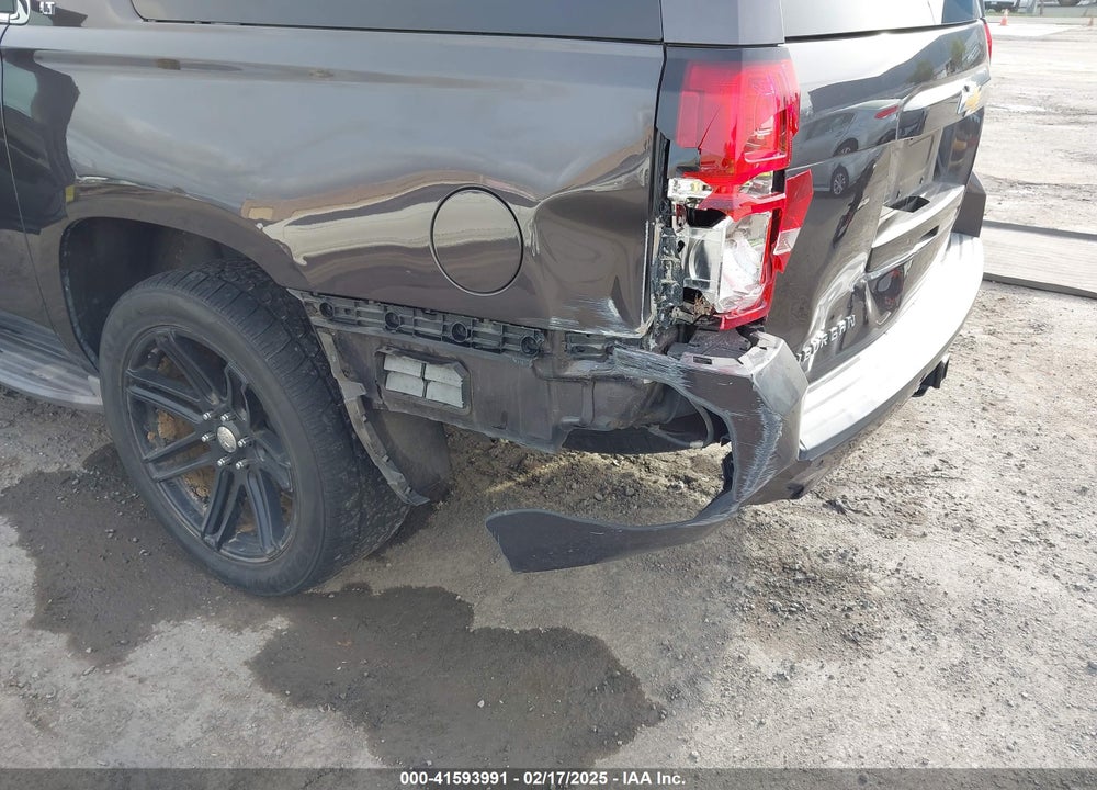 2015 CHEVROLET SUBURBAN 1500 VIN: 1GNSKJKC7FR251173