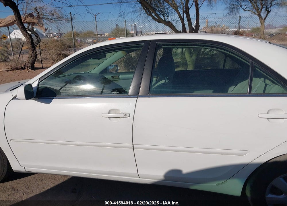 2002 TOYOTA CAMRY LE VIN: 4T1BE32K72U111825