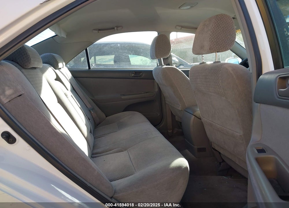 2002 TOYOTA CAMRY LE VIN: 4T1BE32K72U111825