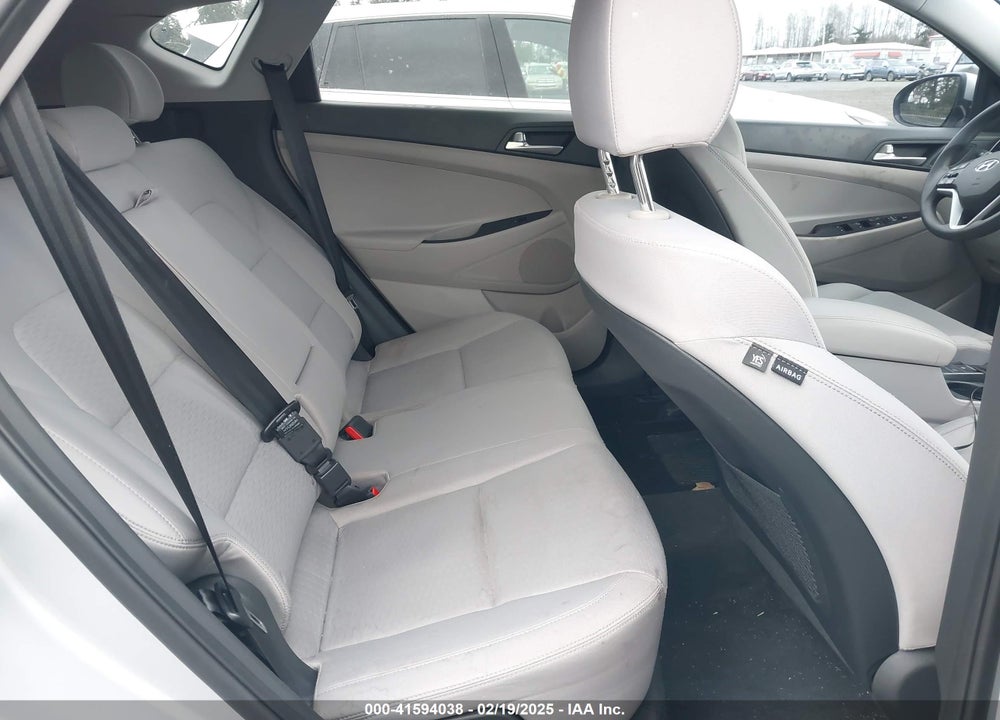 2019 HYUNDAI TUCSON SE VIN: KM8J2CA45KU873204
