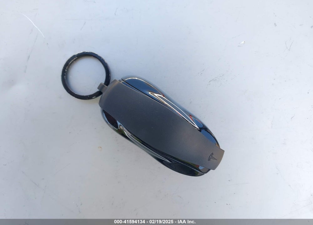 2016 TESLA MODEL S VIN: 5YJSA1E12GF159210
