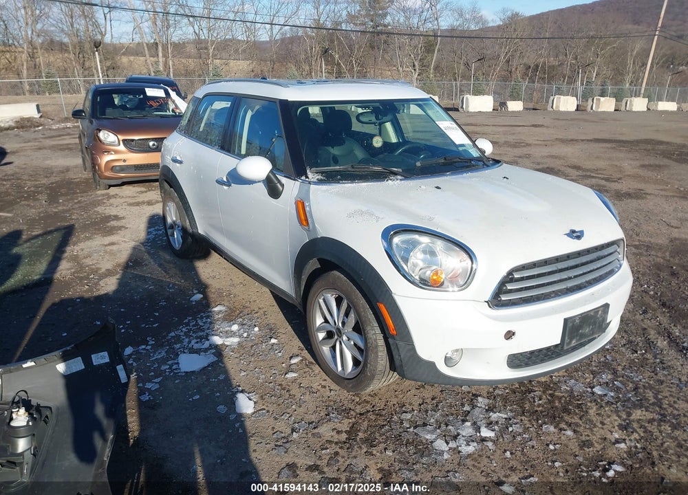 2014 MINI COUNTRYMAN COOPER VIN: WMWZB3C58EWM32024