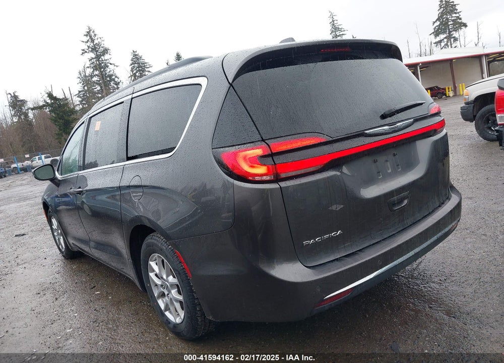 2022 CHRYSLER PACIFICA TOURING L VIN: 2C4RC1BG3NR157808