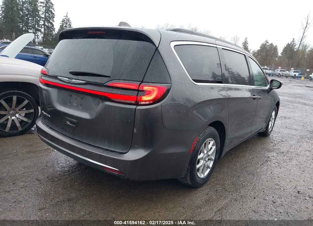 2022 CHRYSLER PACIFICA TOURING L VIN: 2C4RC1BG3NR157808