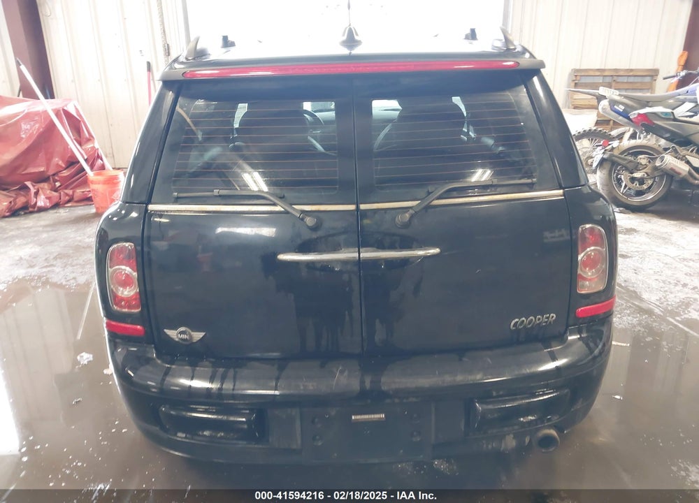 2011 MINI COOPER CLUBMAN VIN: WMWZF3C50BT188693