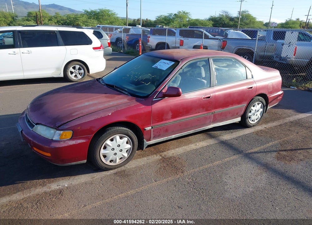 1997 HONDA ACCORD LX VIN: 1HGCD5630VA117449