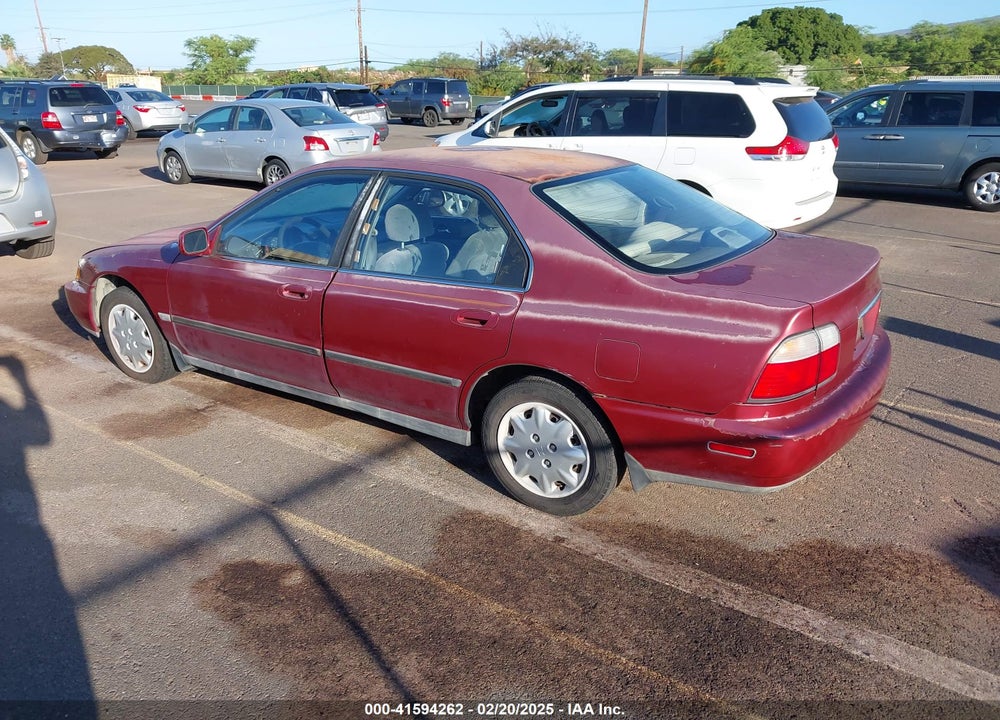 1997 HONDA ACCORD LX VIN: 1HGCD5630VA117449