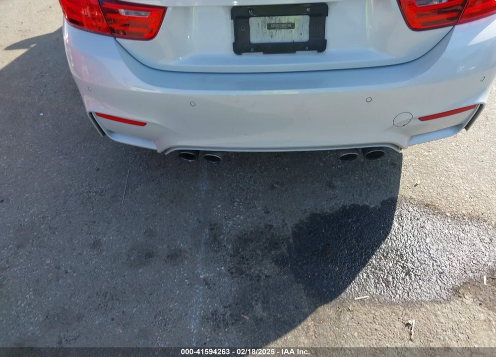 2015 BMW M4 VIN: WBS3R9C51FK331531
