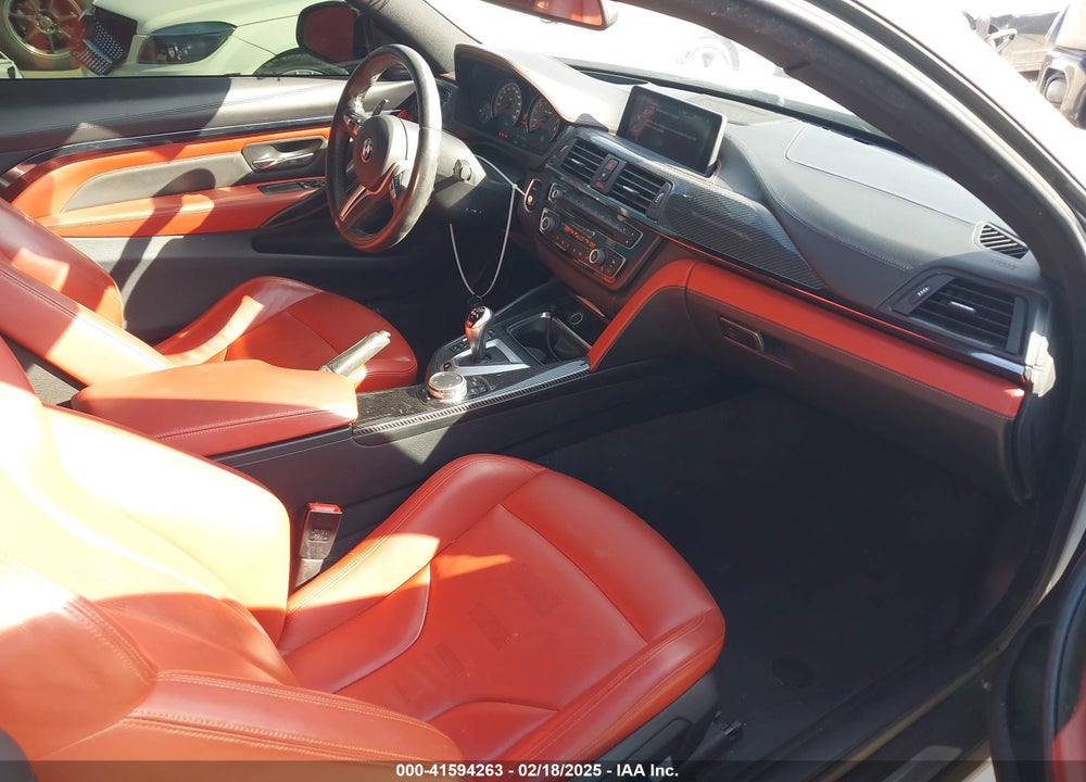 2015 BMW M4 VIN: WBS3R9C51FK331531