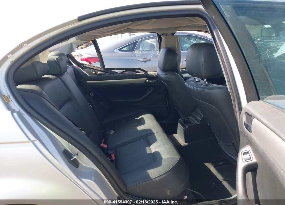 2004 BMW 325I VIN: WBAAZ33494KP83238