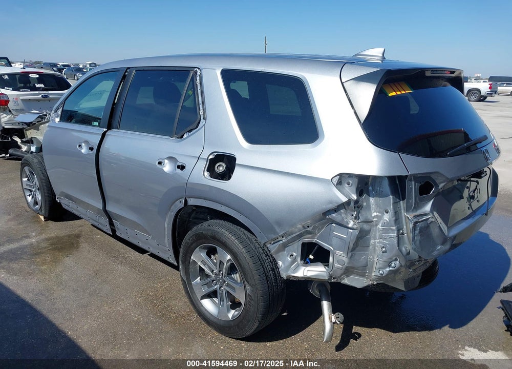 2023 HONDA PILOT 2WD EX-L 8 PASSENGER VIN: 5FNYG2H42PB001292