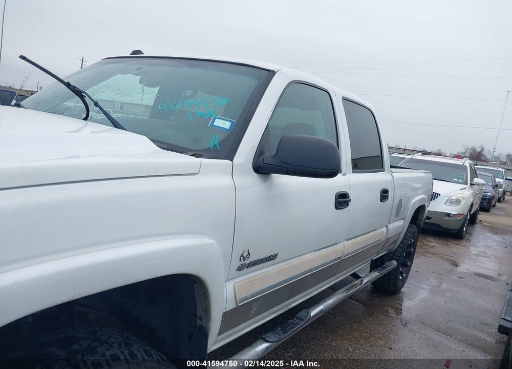 2005 CHEVROLET SILVERADO 2500HD LS VIN: 1GCHK23U25F839031