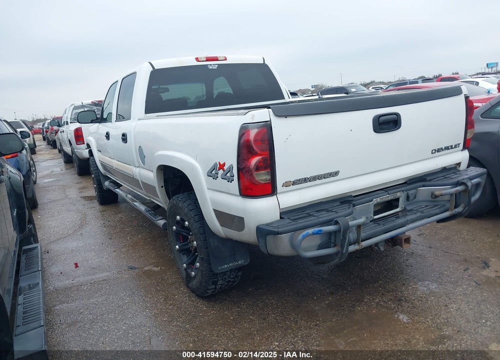 2005 CHEVROLET SILVERADO 2500HD LS VIN: 1GCHK23U25F839031
