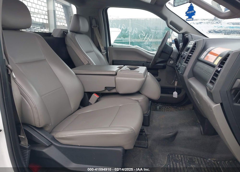 2017 FORD F-250 VIN: 1FDBF2A60HEC81930