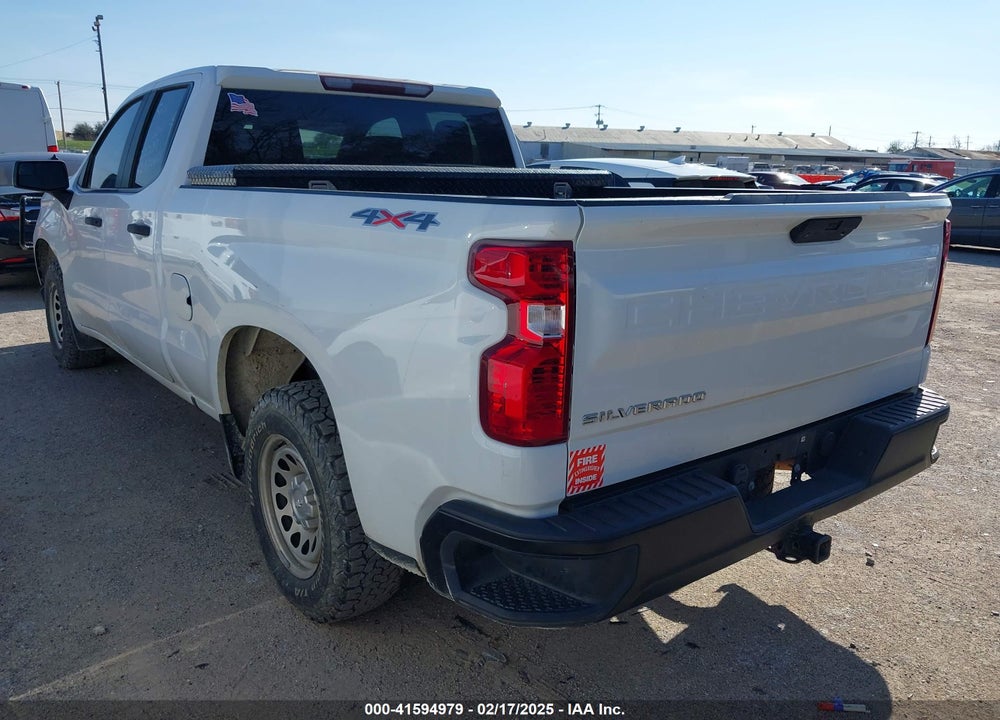 2019 CHEVROLET SILVERADO 1500 VIN: 1GCRYAEF2KZ370481