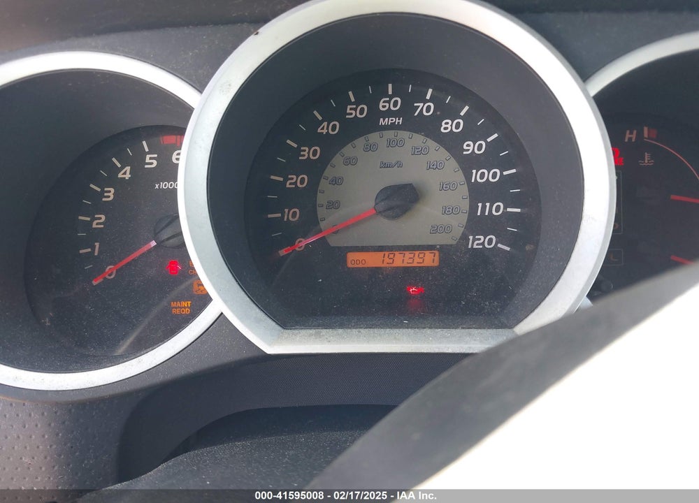 2011 TOYOTA TACOMA DOUBLE CAB PRERUNNER VIN: 3TMJU4GN4BM112236