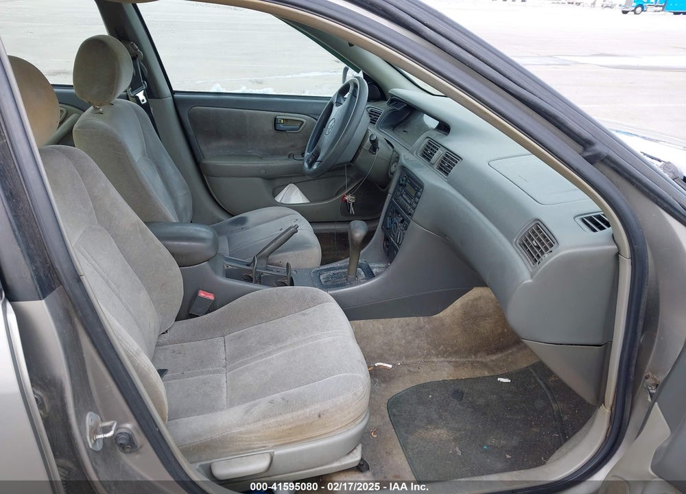 1999 TOYOTA CAMRY LE V6 VIN: 4T1BF22K2XU085889