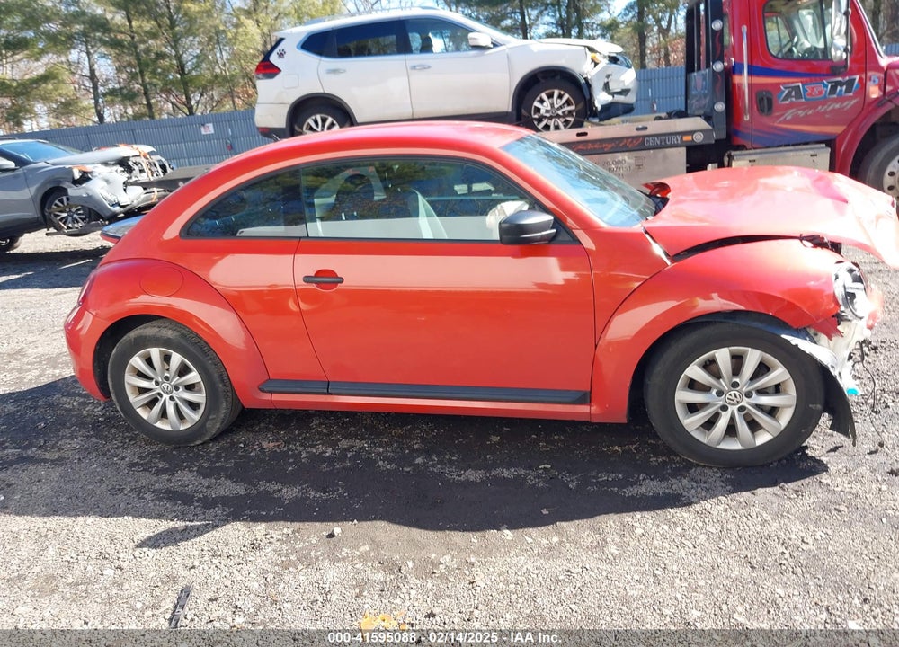 2017 VOLKSWAGEN BEETLE VIN: 3VWF17AT7HM618771