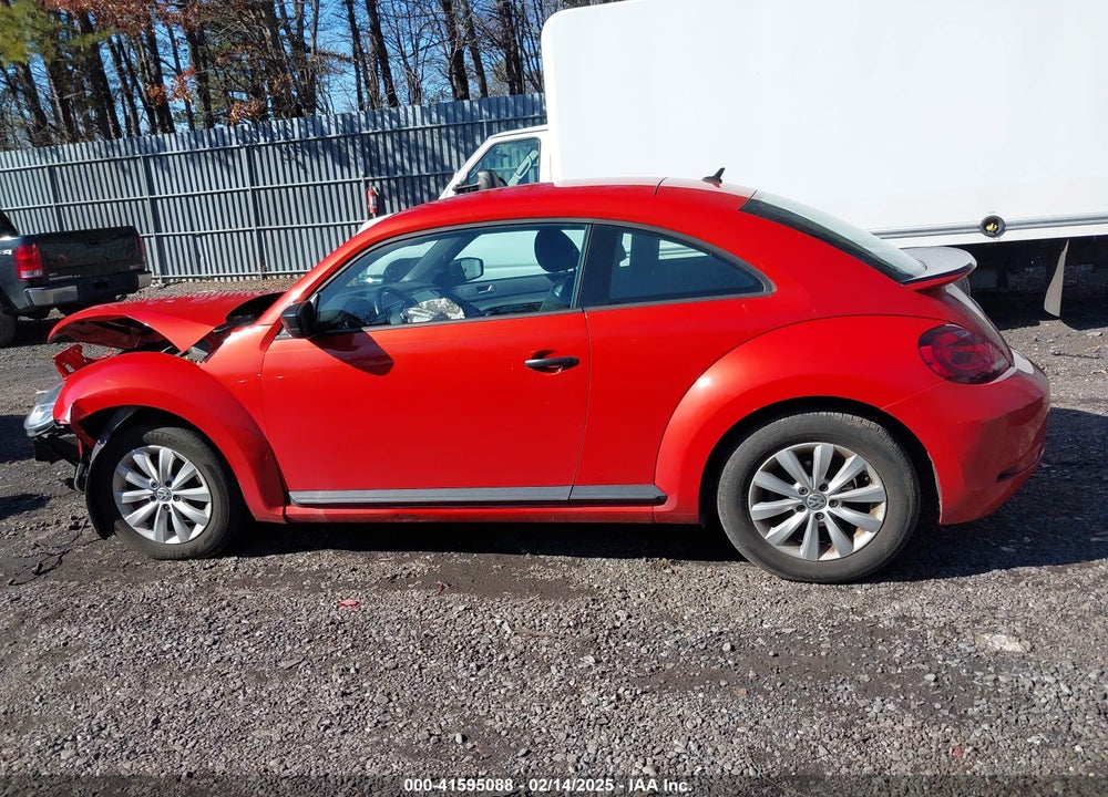 2017 VOLKSWAGEN BEETLE VIN: 3VWF17AT7HM618771